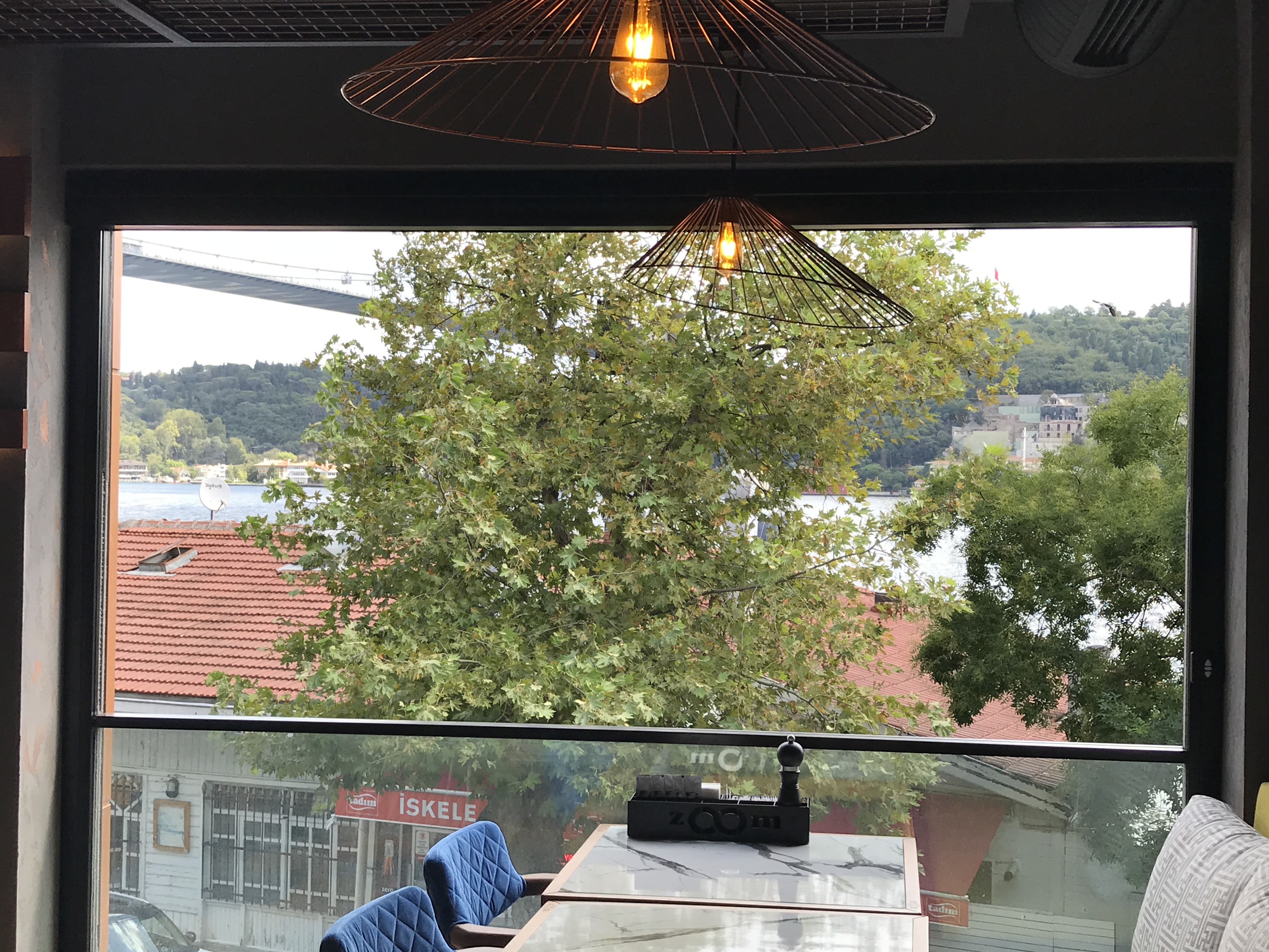 2017 年完成的 ZOOM 咖啡餐厅室内设计案例-32