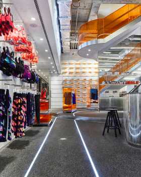 上海跑步营旗舰概念店——城市田径与健康时尚的融合