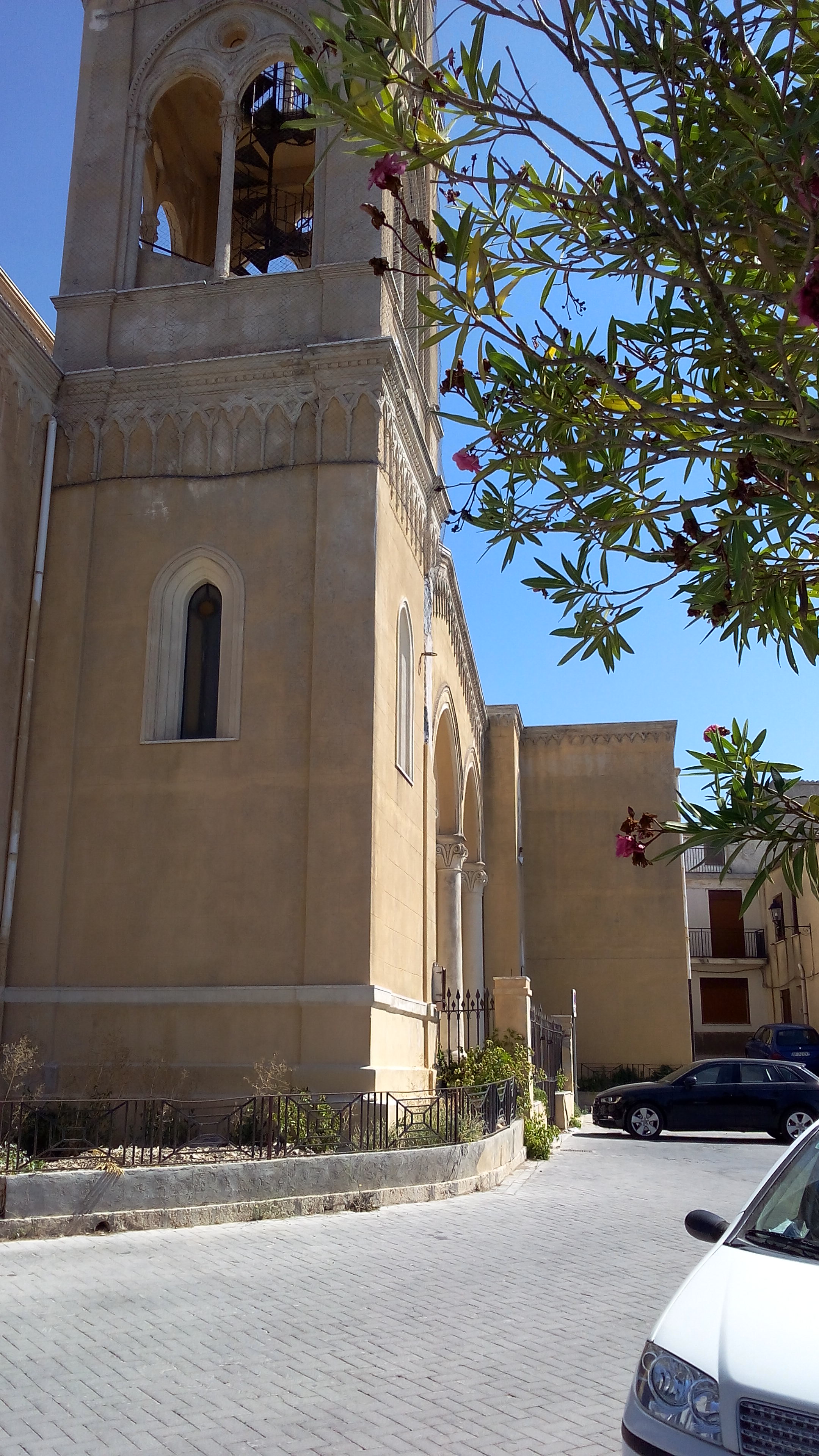 巴勒莫朱利亚娜教堂修复 · 室内设计亮点与精炼概述-12