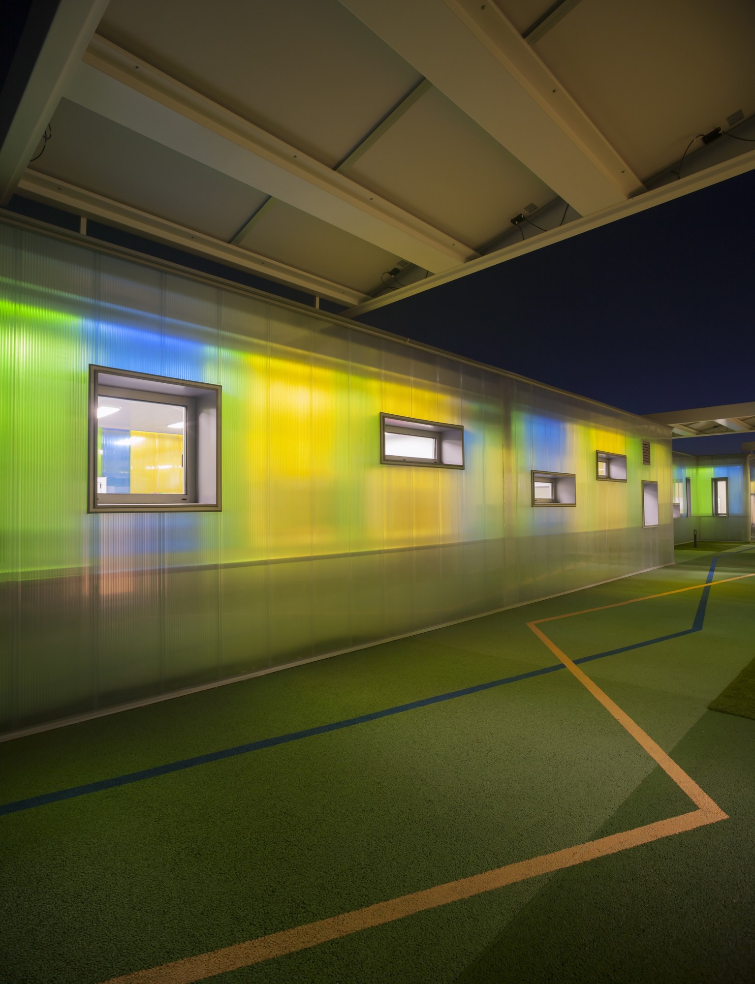 加州双层玻璃校园建筑设计-24