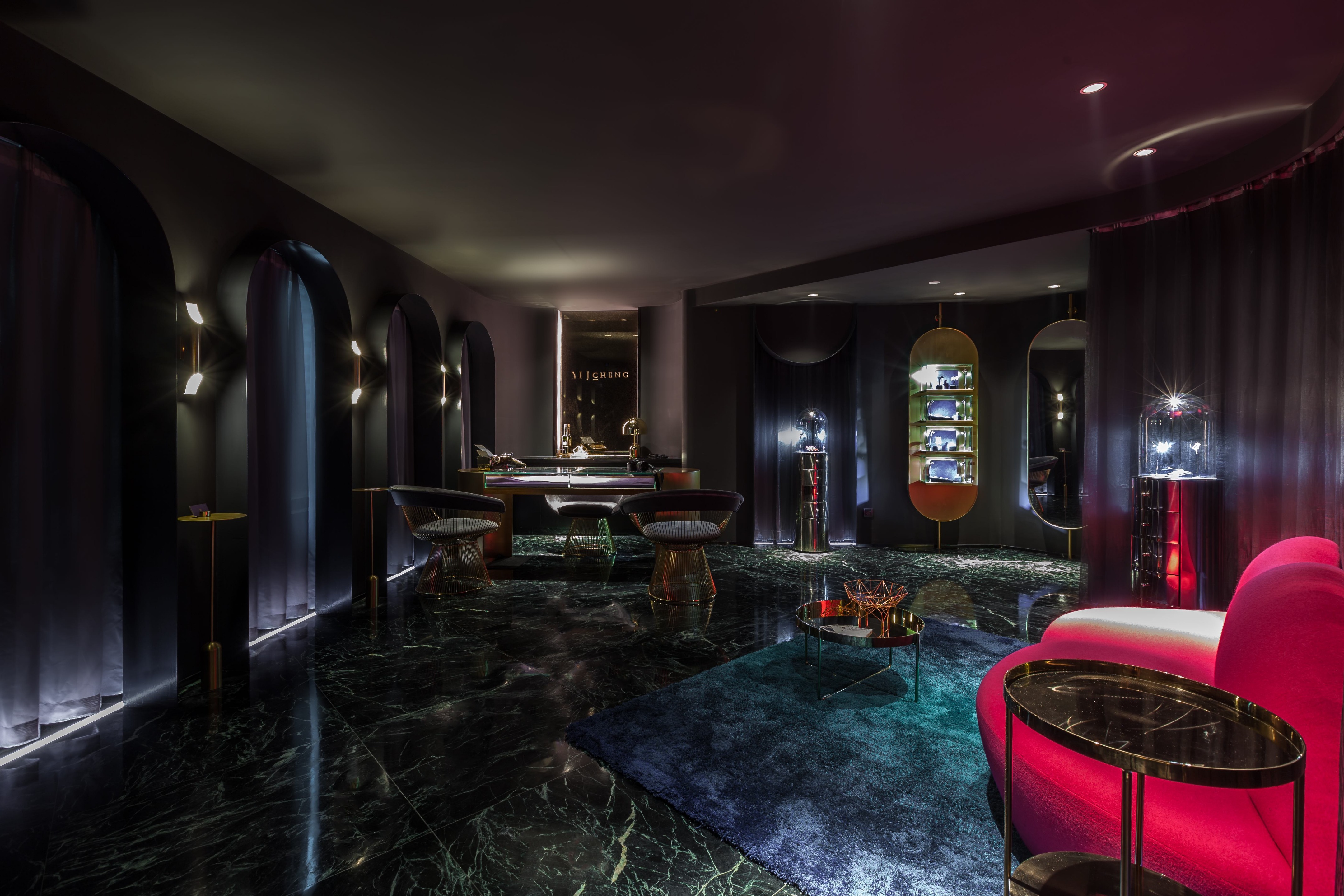 心灵之窗 | 郑一珠宝展示空间-0