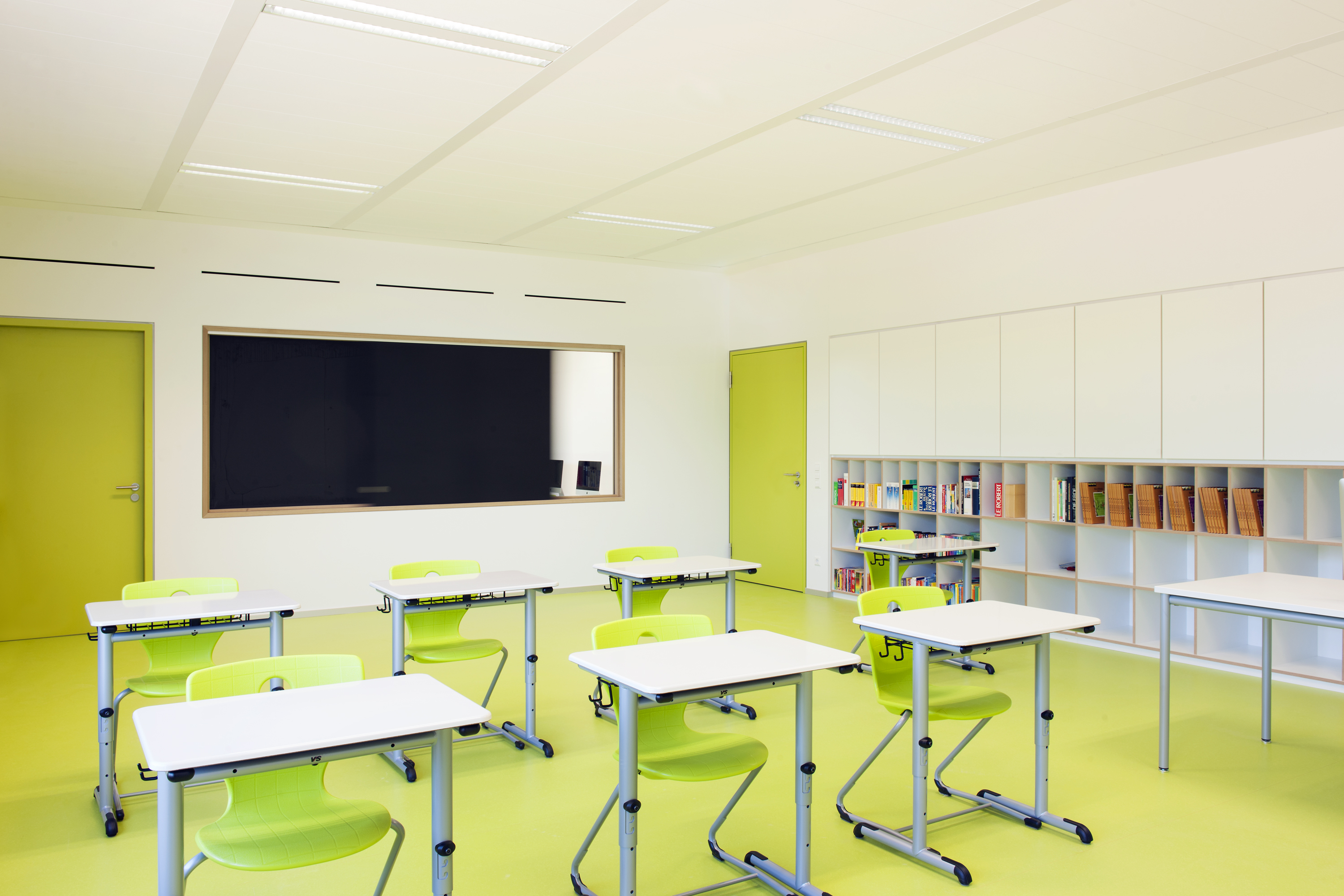 卢森堡“Ecole Schouweiler”小学及日托中心——功能齐全、节能环保的设计-26