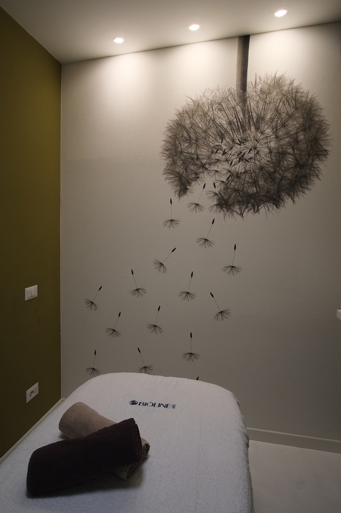 现代简约美学，2017 年完成的美容中心室内设计-13