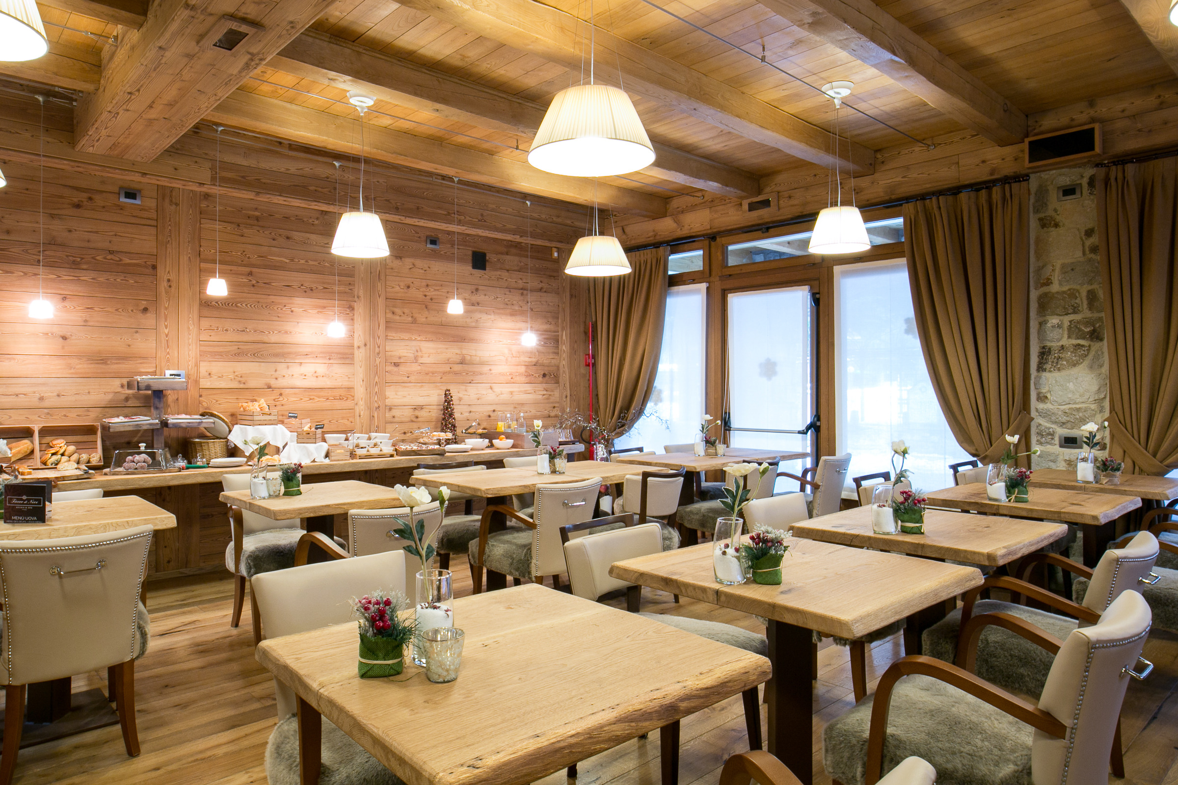 山间酒店温馨复原，打造家的感觉-1