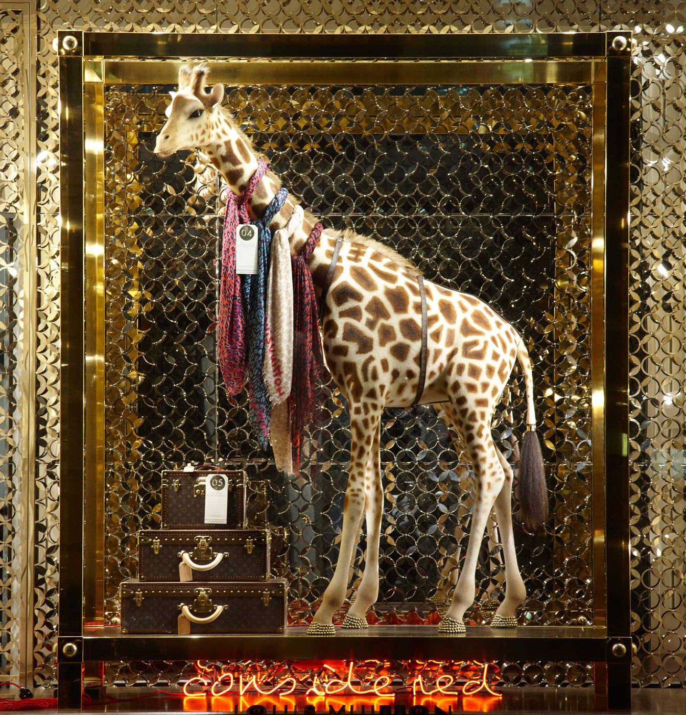 伦敦最大的Louis Vuitton店-3