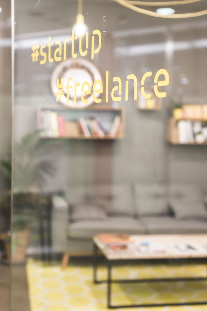 共享办公空间"Sipario"的室内设计魅力-11