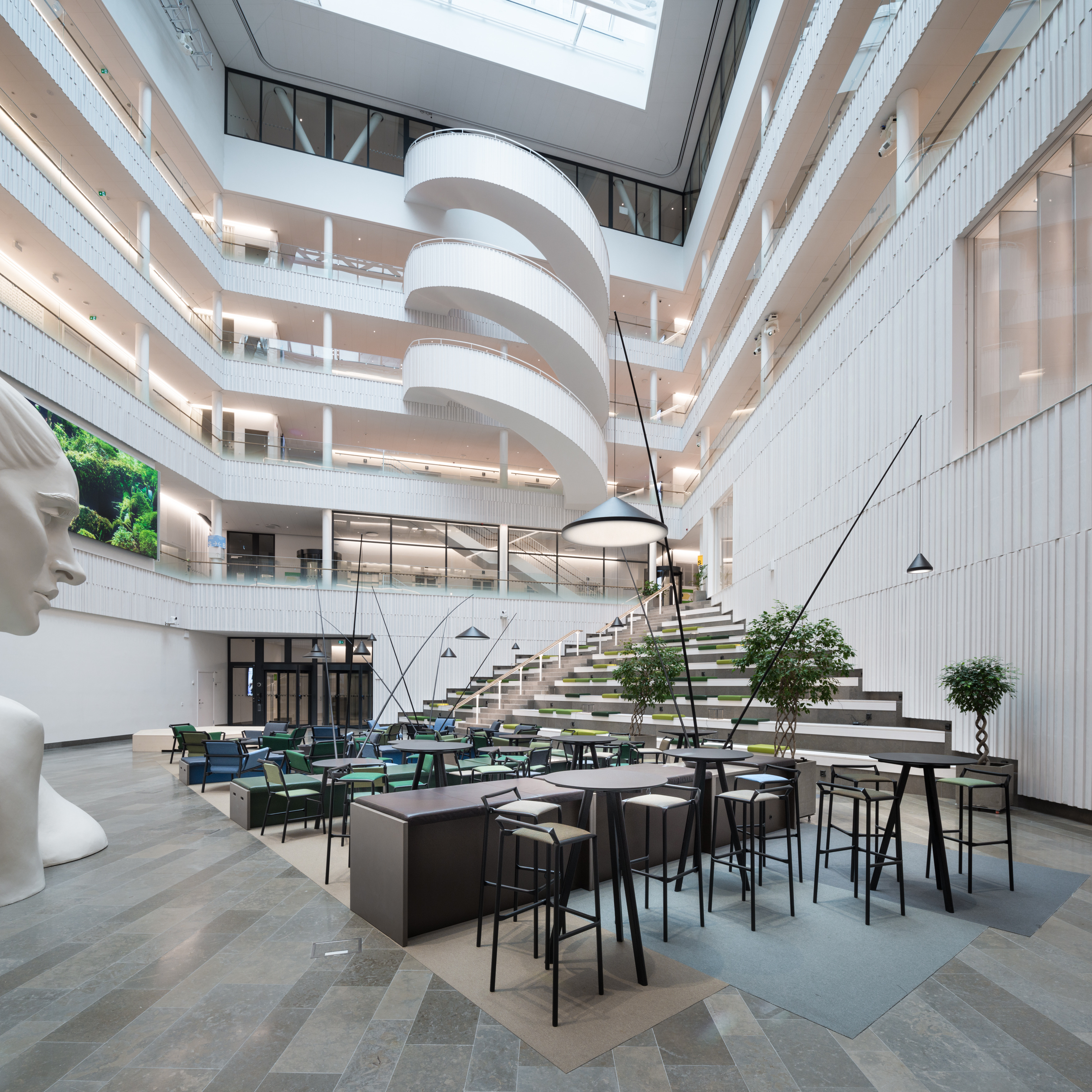 SEB 银行总部办公室照明设计-0