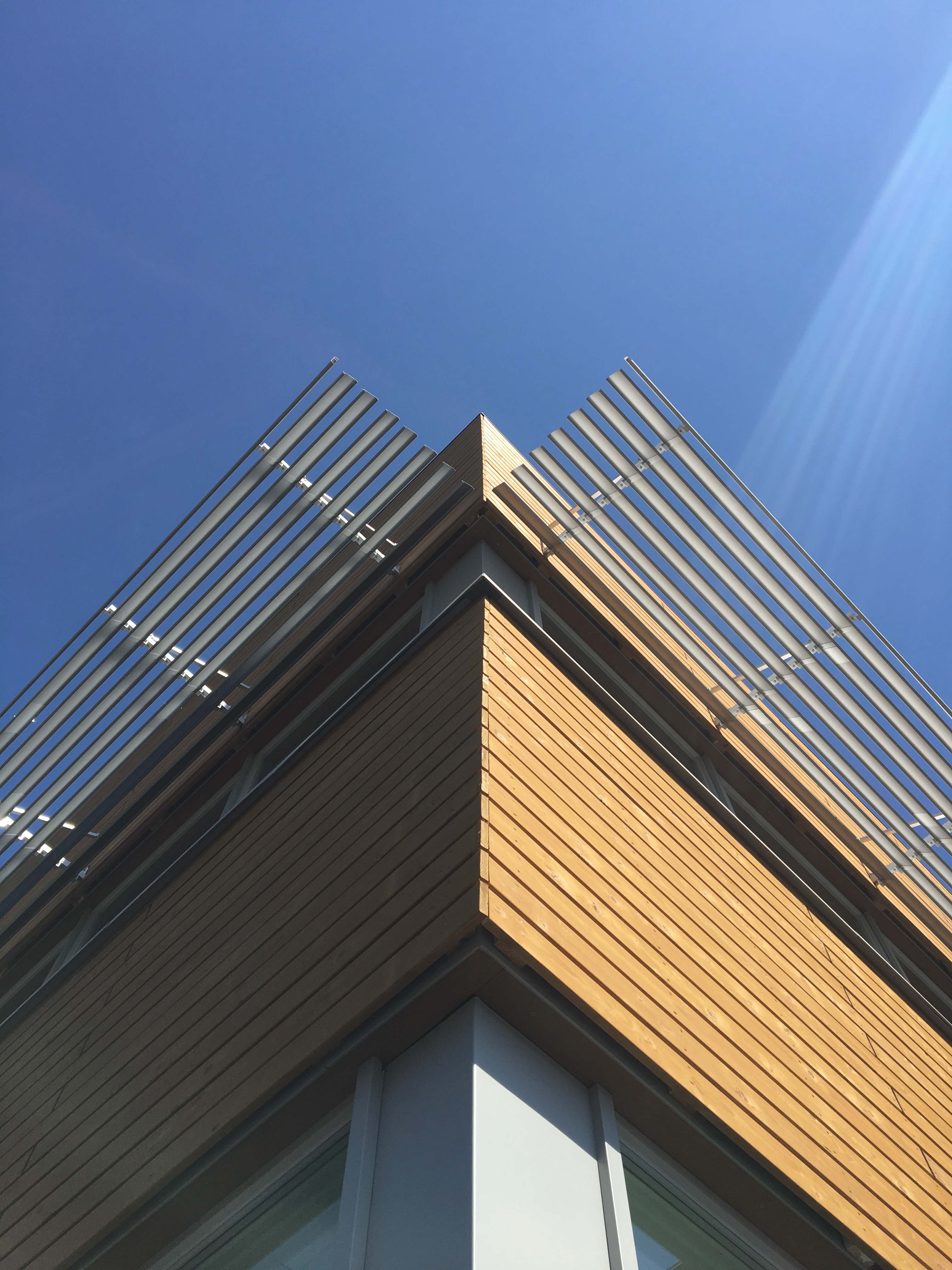 创意办公空间 | 粉饰钢板与激光木饰面的魅力-4