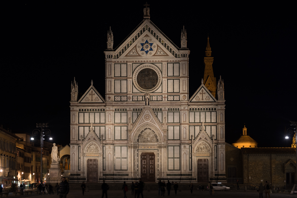佛罗伦萨圣克罗斯大教堂外墙照明设计-13