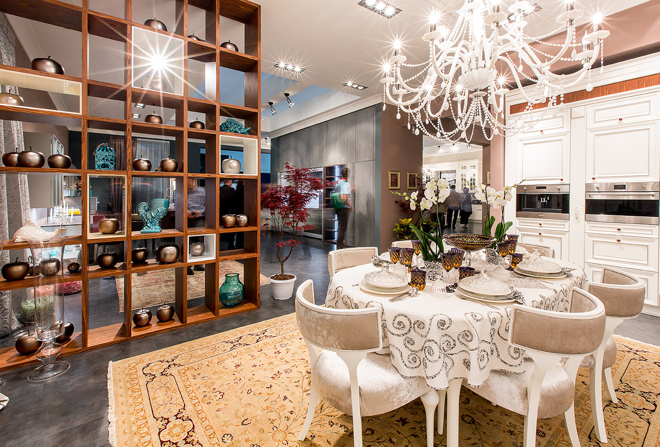 米兰国际家具展上的 VERONA MOBILI 展位设计-15