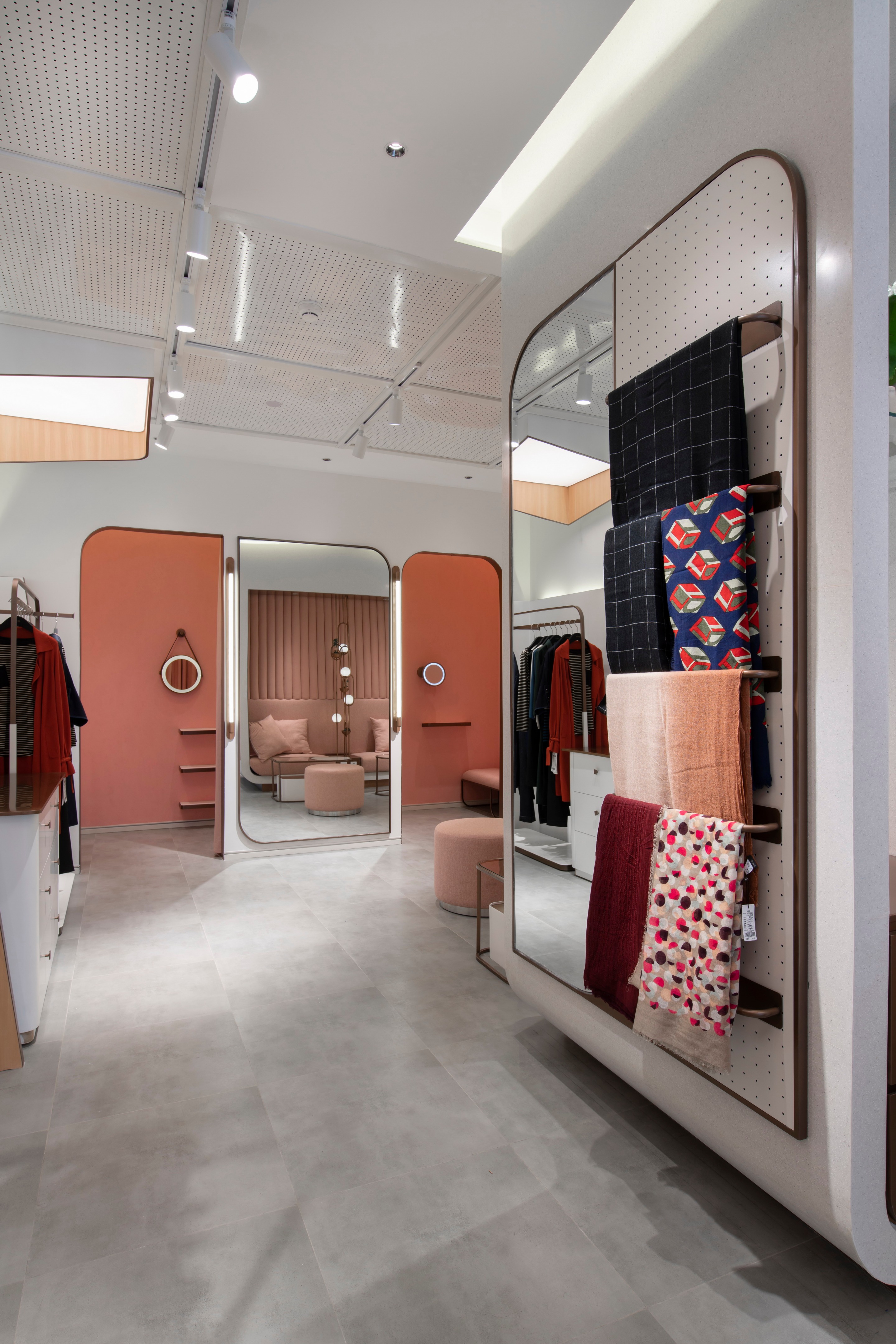 "年妞家"与"甲鼎"女性品牌旗舰概念店-3