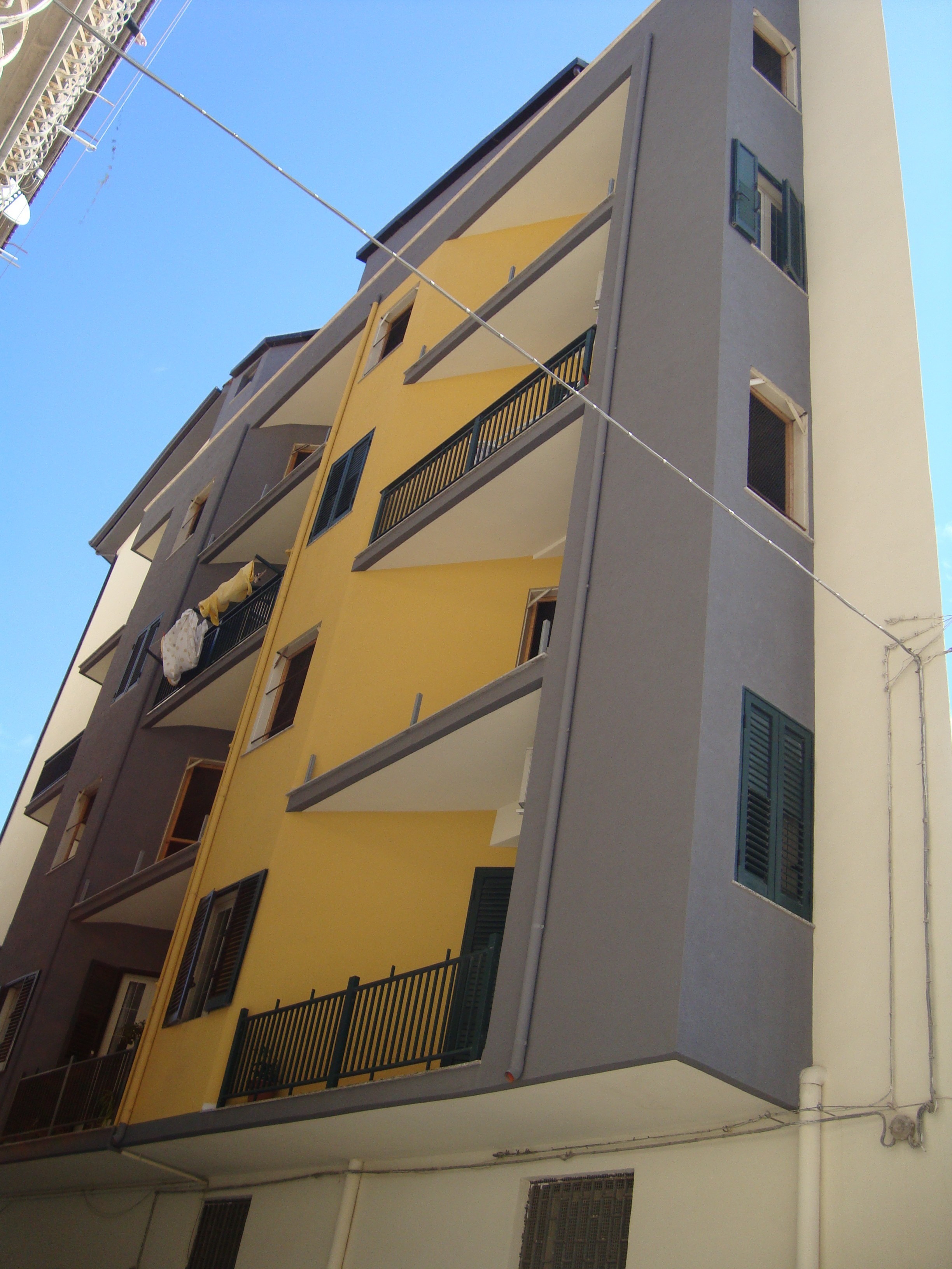 2014 年完成的一座意大利住宅楼翻新工程-17