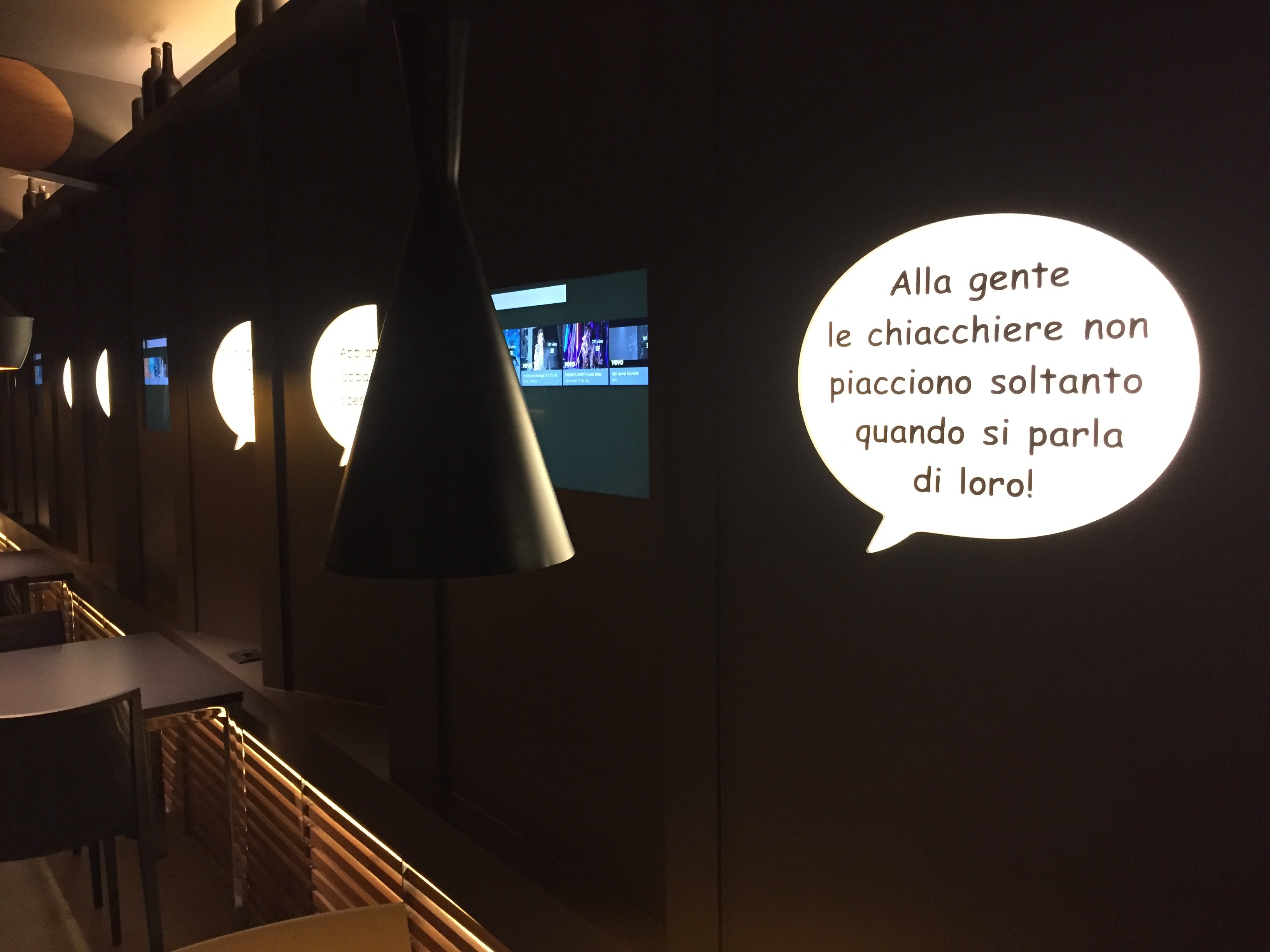 2016 年完成的 QUATTROCHIACCHIERE 咖啡餐厅设计-23