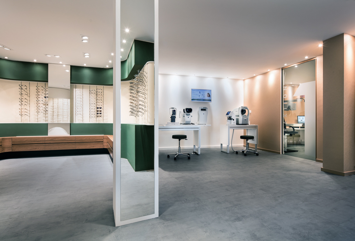 奥普蒂克·莱昂哈特-5