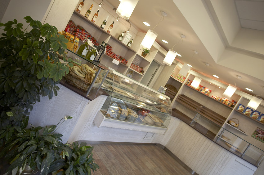 现代烘焙店室内设计趋势与亮点-11