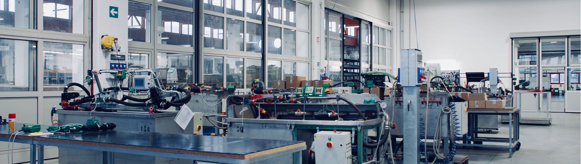 意大利 Polmac 公司总部工厂室内设计案例-37