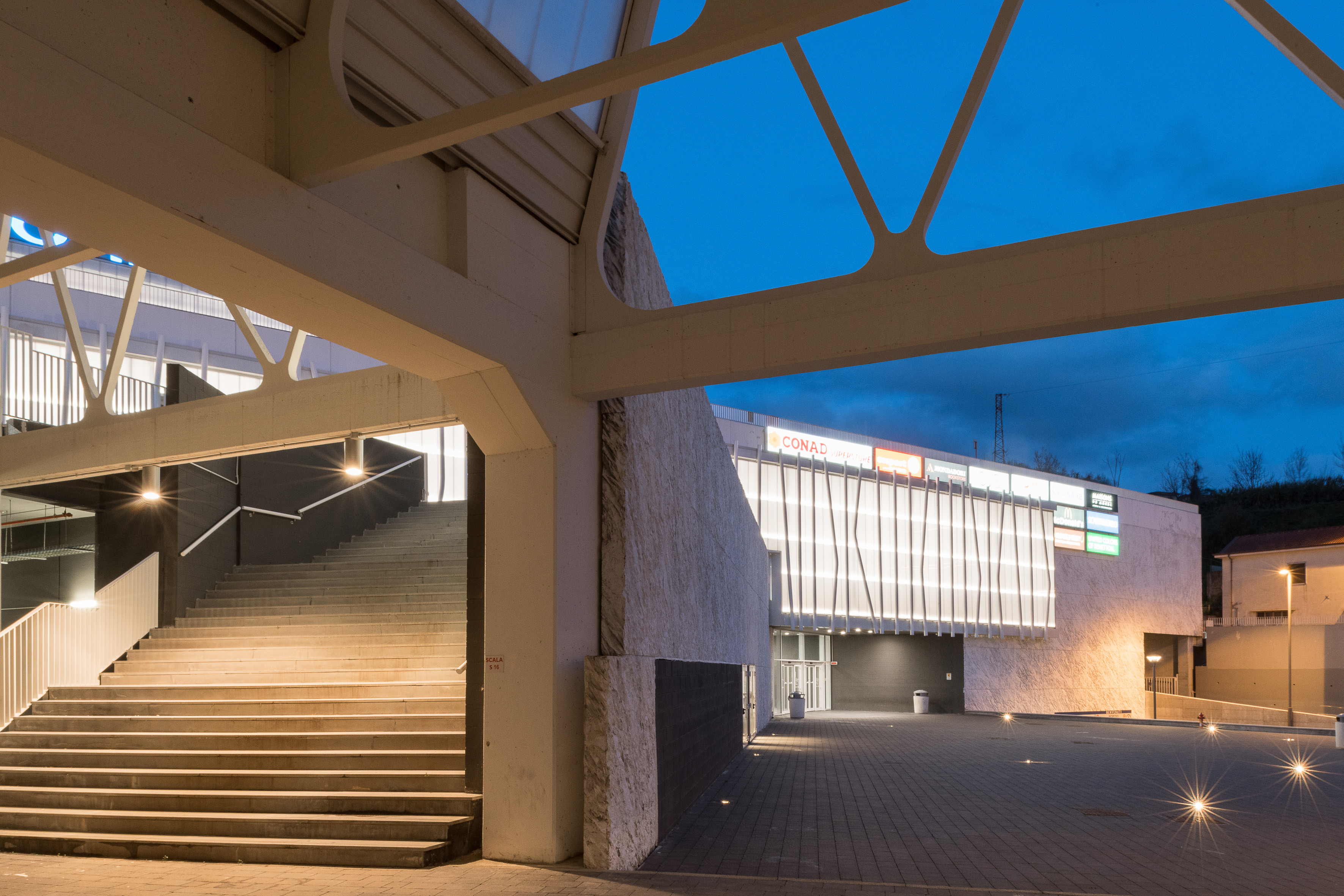 Le Cotoniere 购物中心设计-3