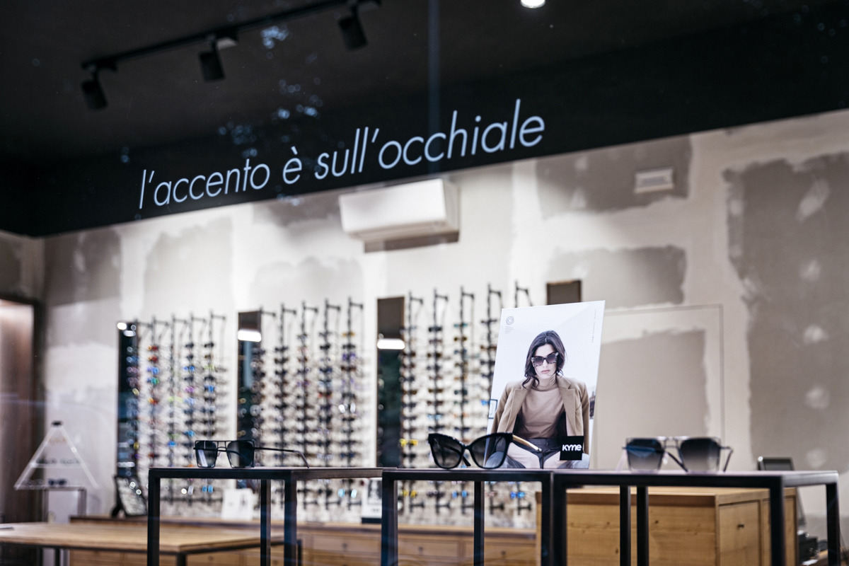 2017 年完成的 Ottica Q-Q 展示厅室内设计-13