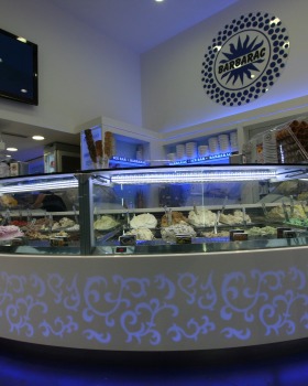 Barbarac Gelateria 意式冰淇淋店