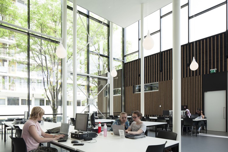 iPabo 应用科学大学 梅卡诺-33