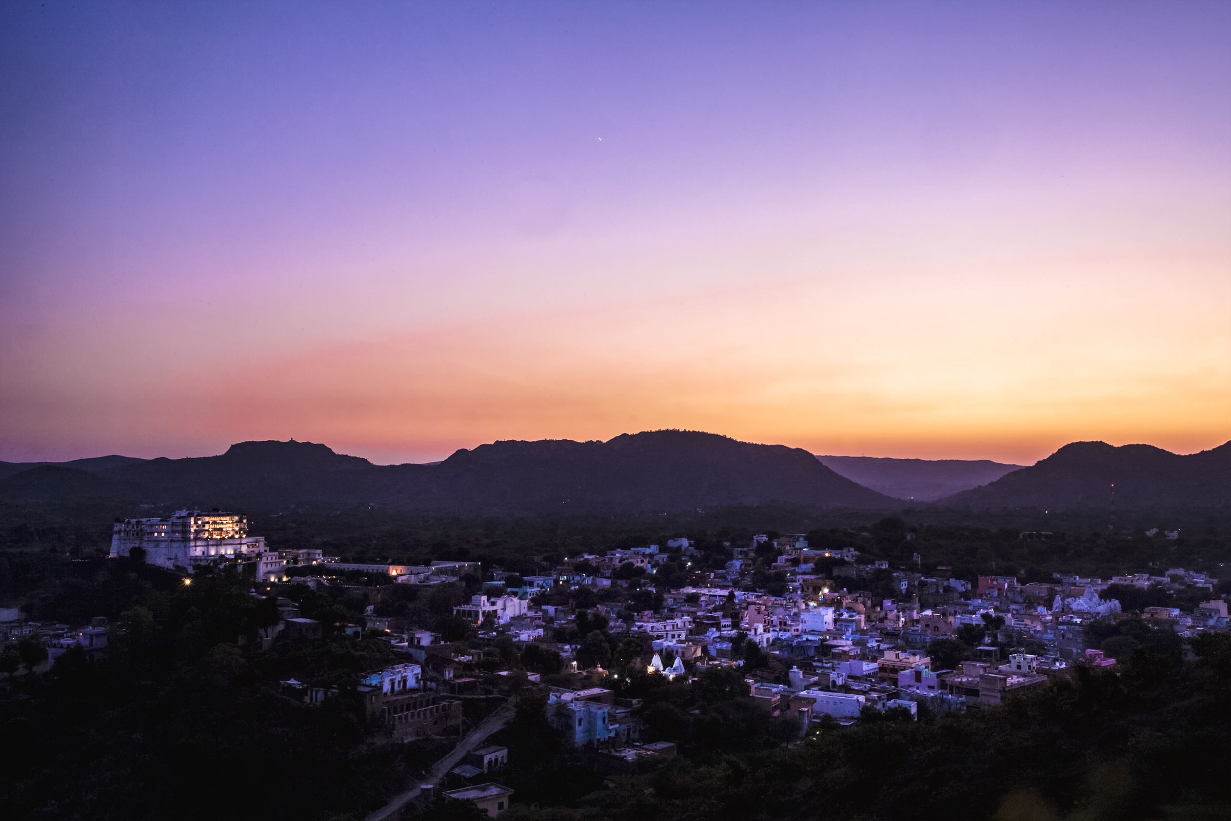 RAAS Devigarh 奢华酒店 | 私人泳池与美食盛宴-1