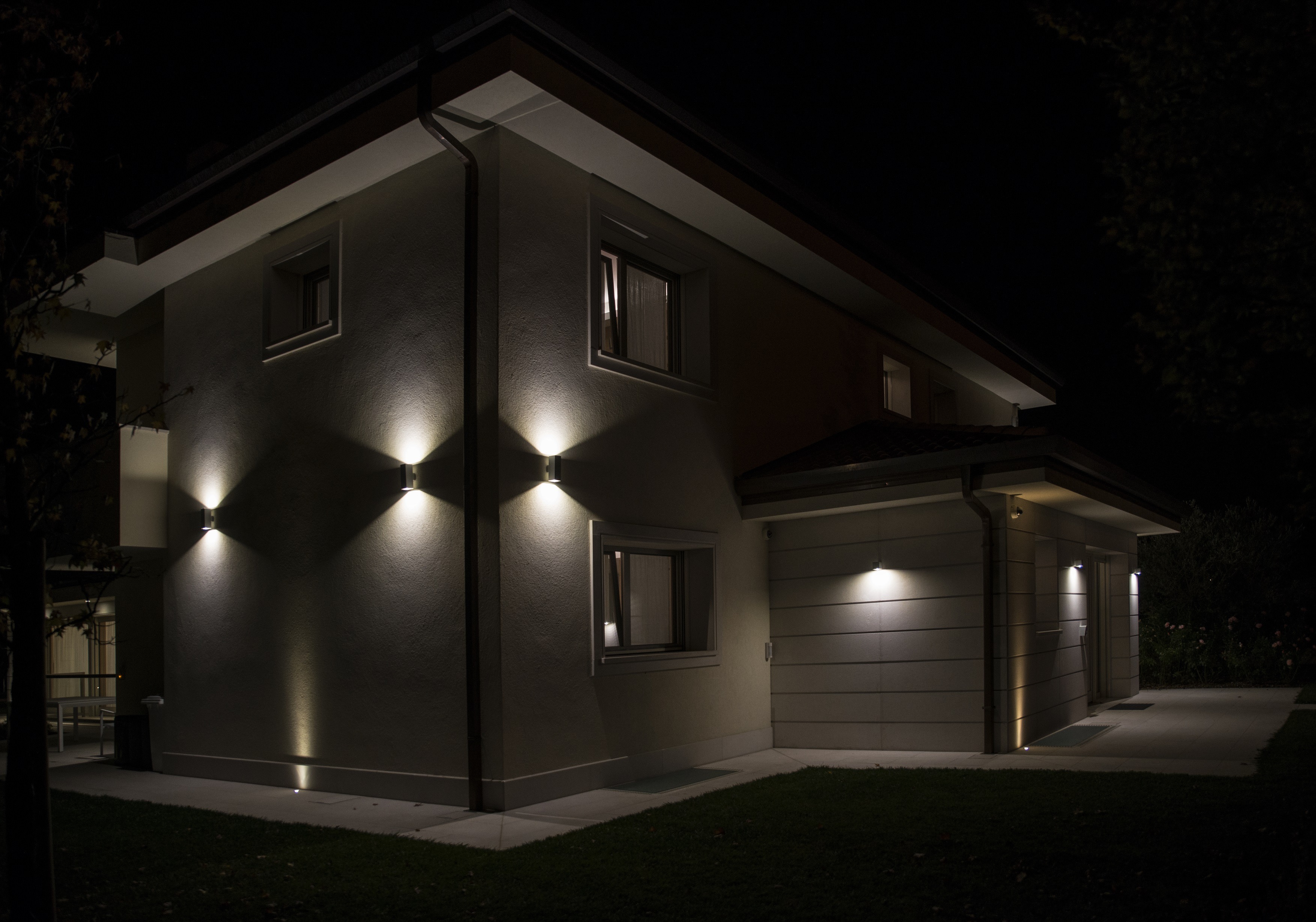 意式乡村别墅的现代焕新 | 舒适与环保的完美结合-12