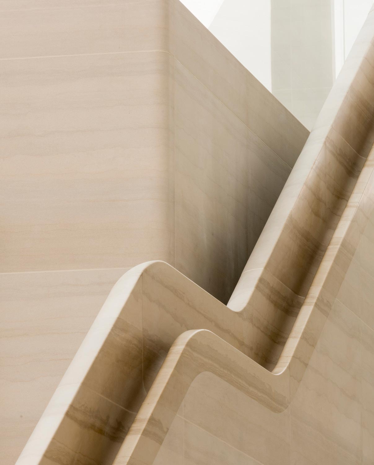 伦敦苹果摄政街旗舰店,新旧融合的室内设计盛宴-16