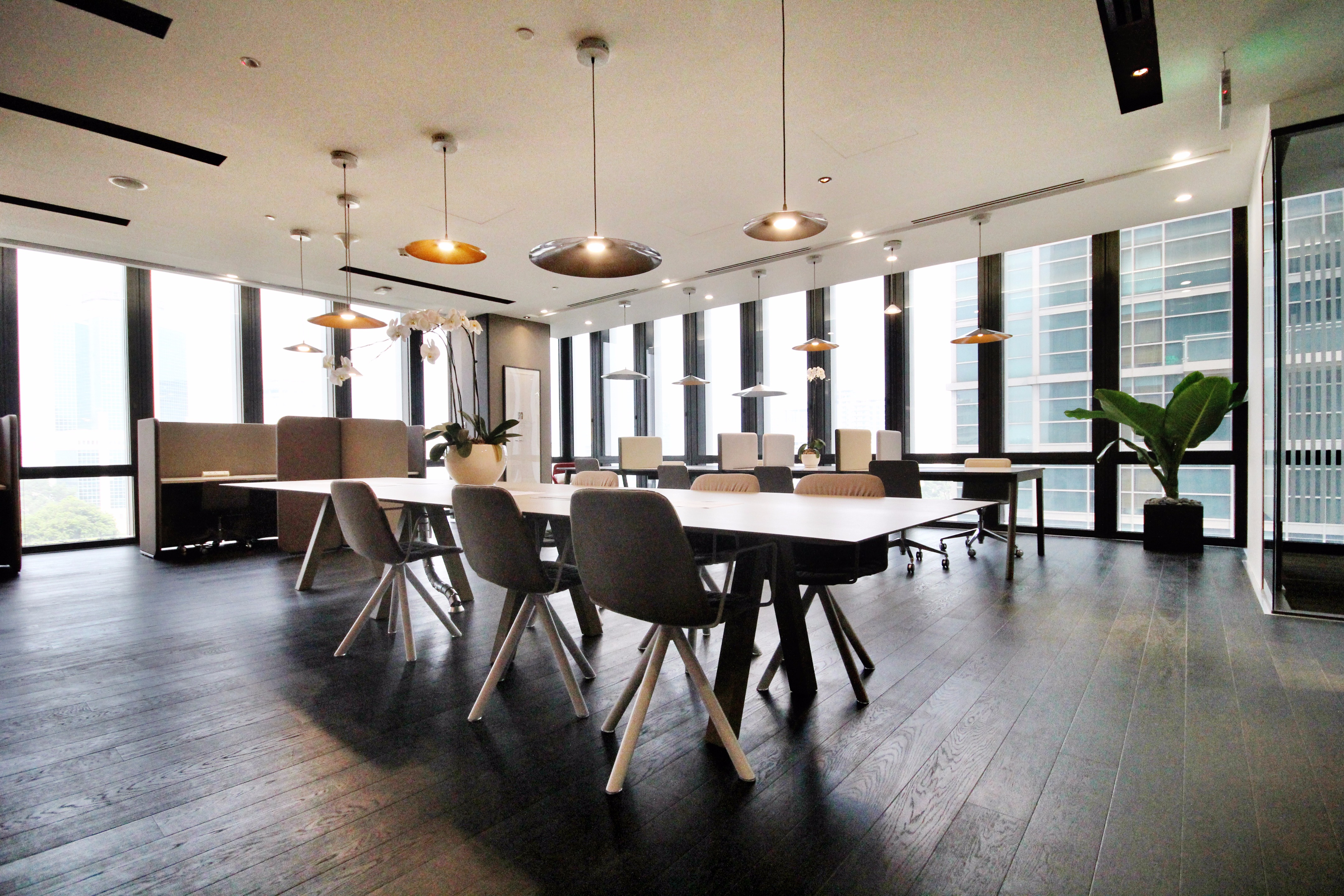 越南最大城市中心的灵动办公空间-15