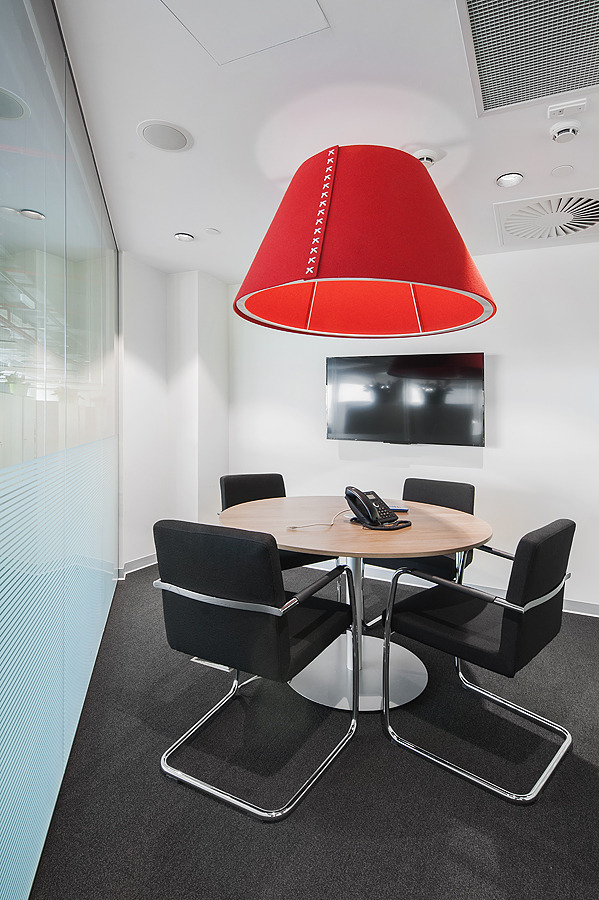 瑞士 Swatch 集团办公室及服务中心设计-30