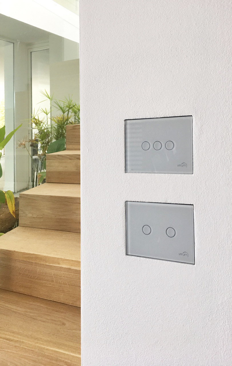 2016 年完成的黑色独栋住宅设计-4