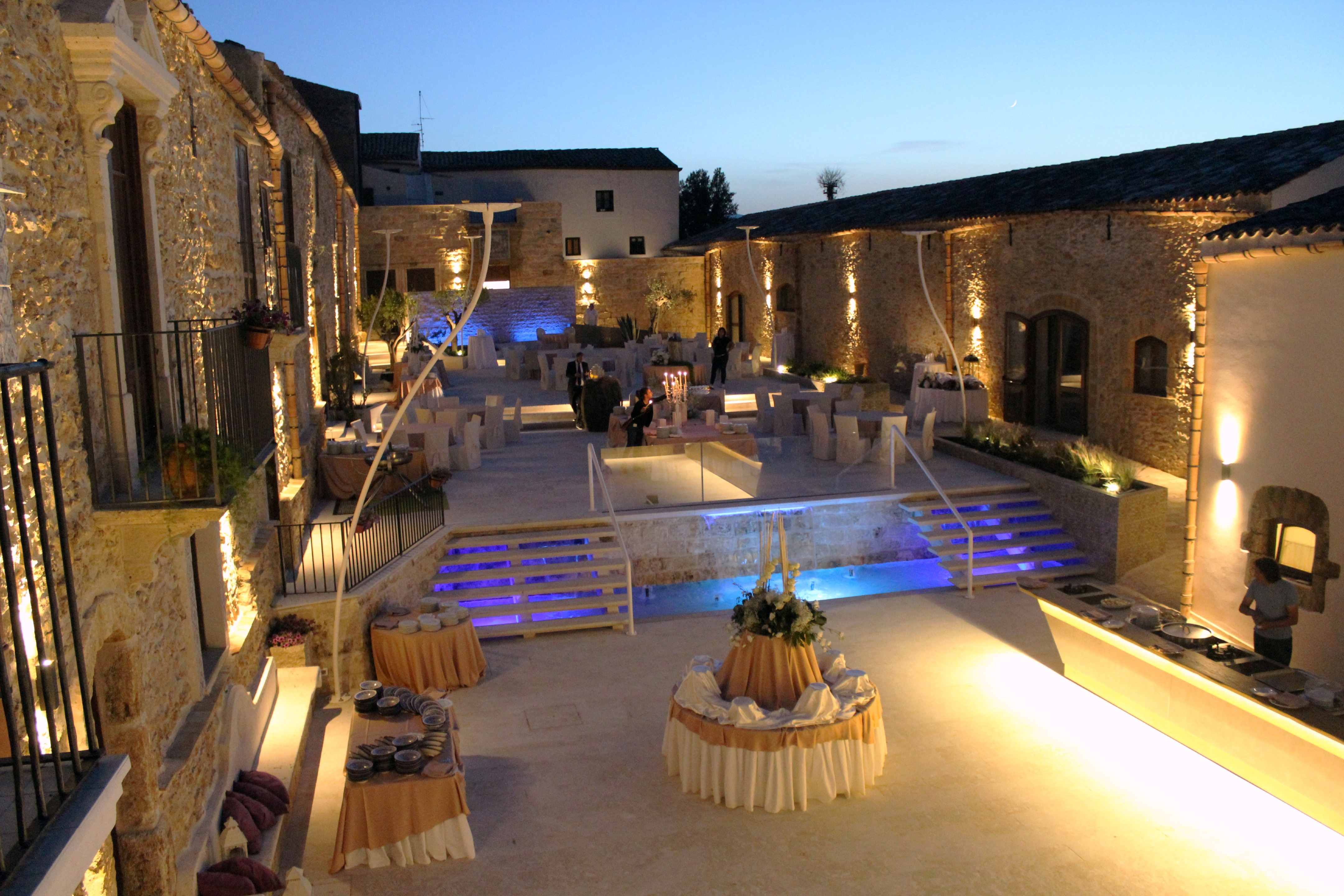 历史建筑复兴之光 · R·C· 2·0 餐厅设计-5