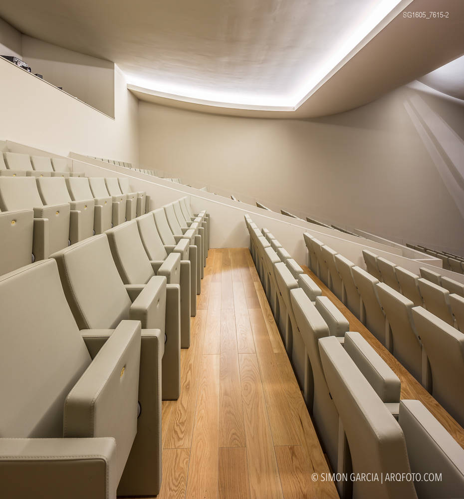 阿尔瓦罗·西扎的 Llinars 音乐厅-31