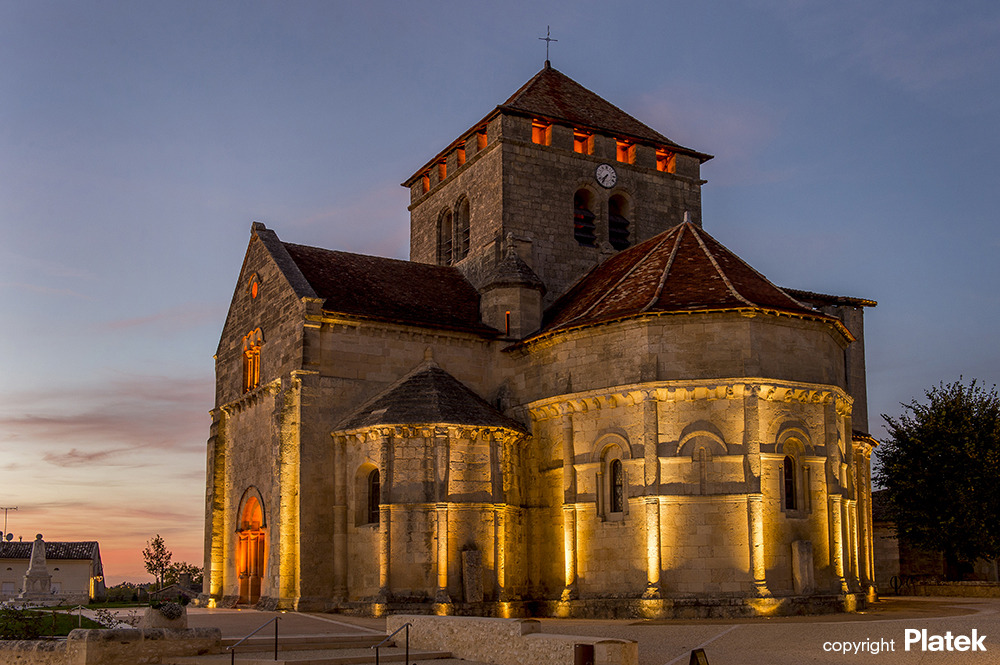 光之庆典 · 法国 Montagne·Saint·Émilion 建筑群光彩重生-0