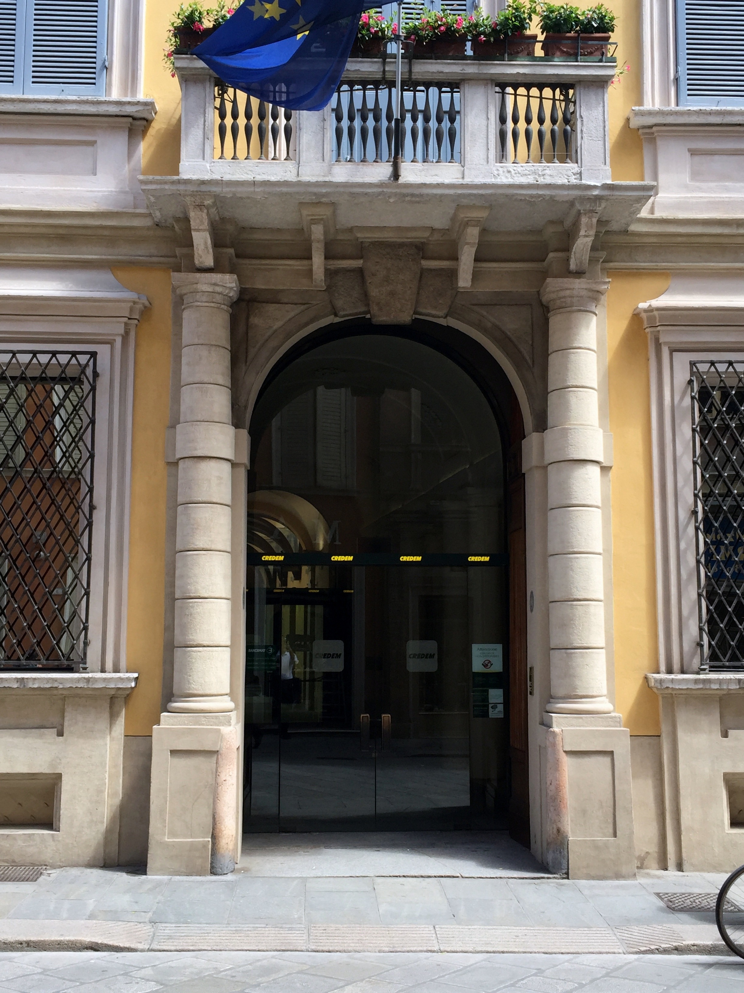 CREDEM SEDE · 历史建筑的精致复兴-21