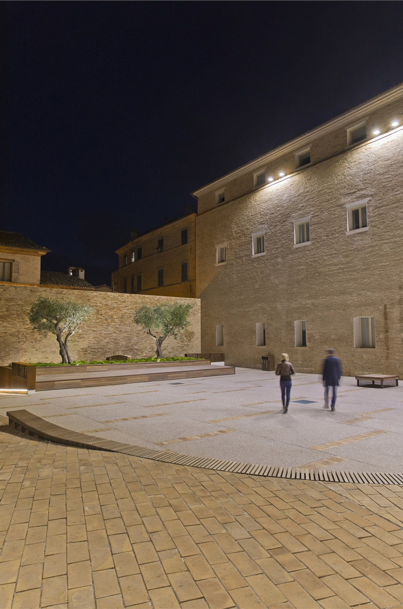 马切拉塔大学人文学科教学楼庭院重生-15