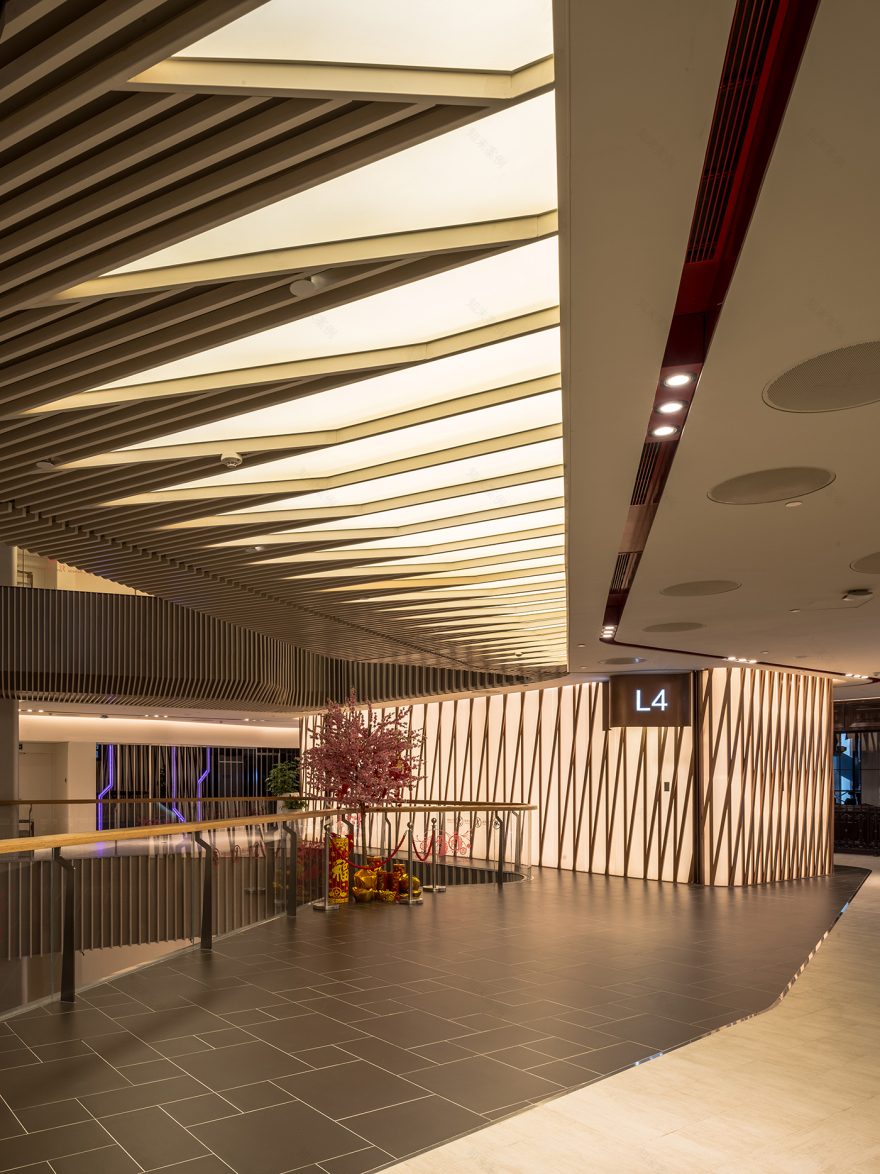 上海 Lane189 购物商场 | 阿格·利希特联手联合国工作室打造光之殿堂-14