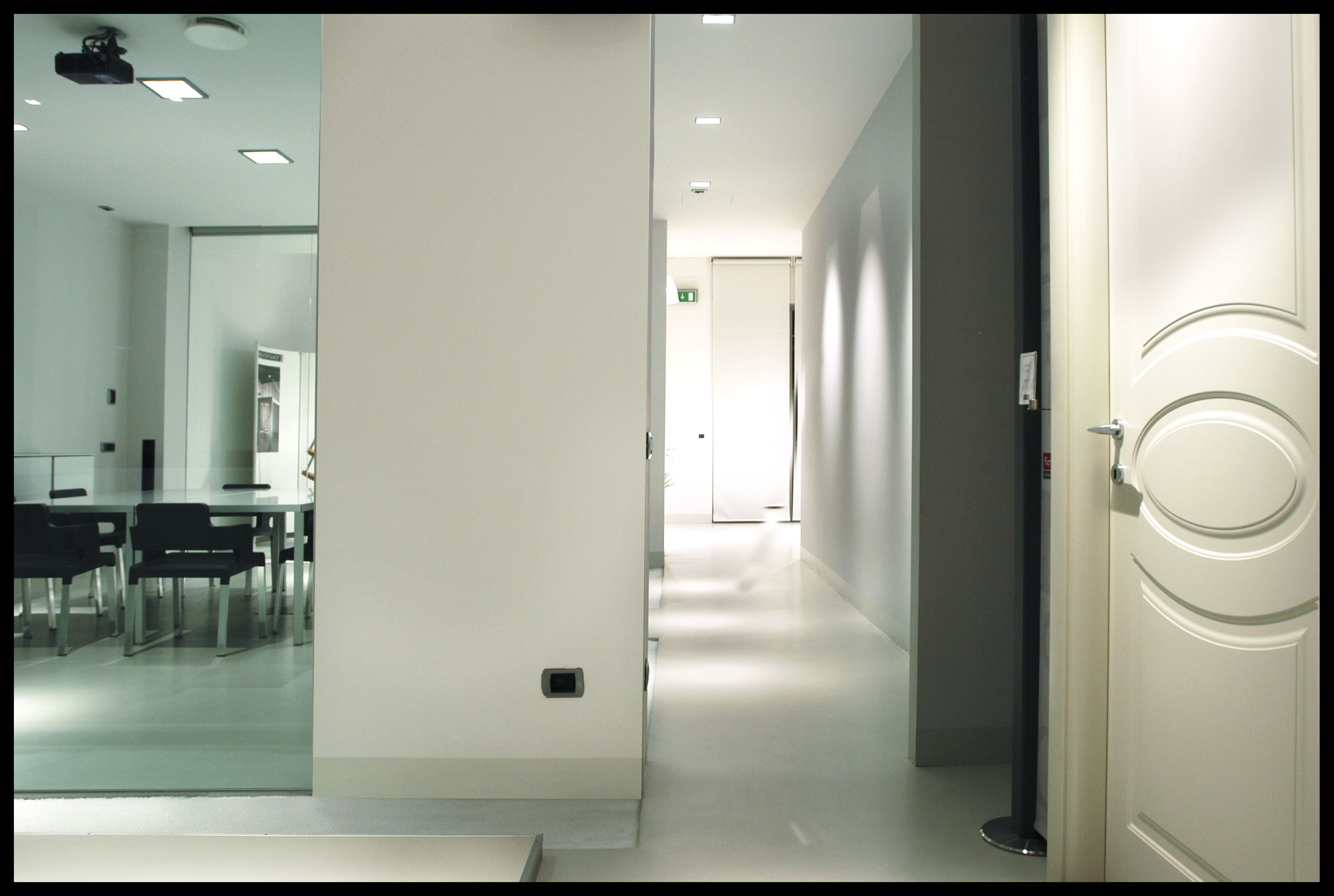 2006 年 DE MA Rappresentanze 总部室内设计案例-19