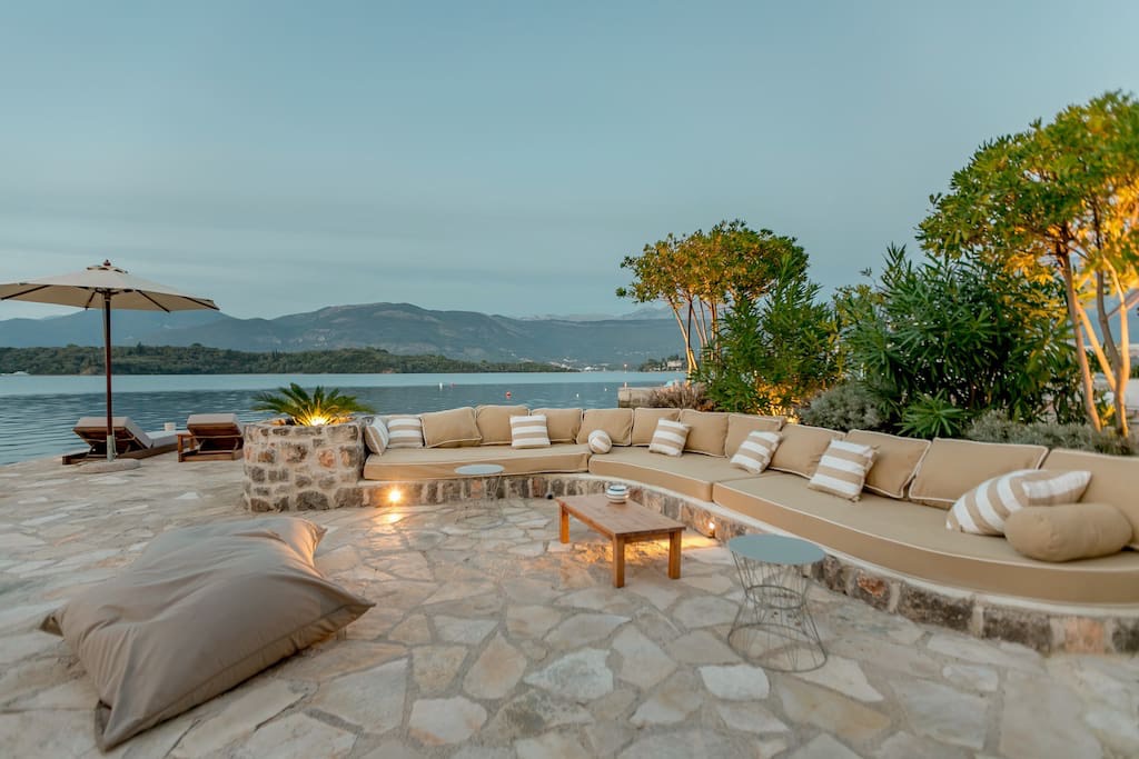 2019 年蒙特内哥罗别墅设计-20