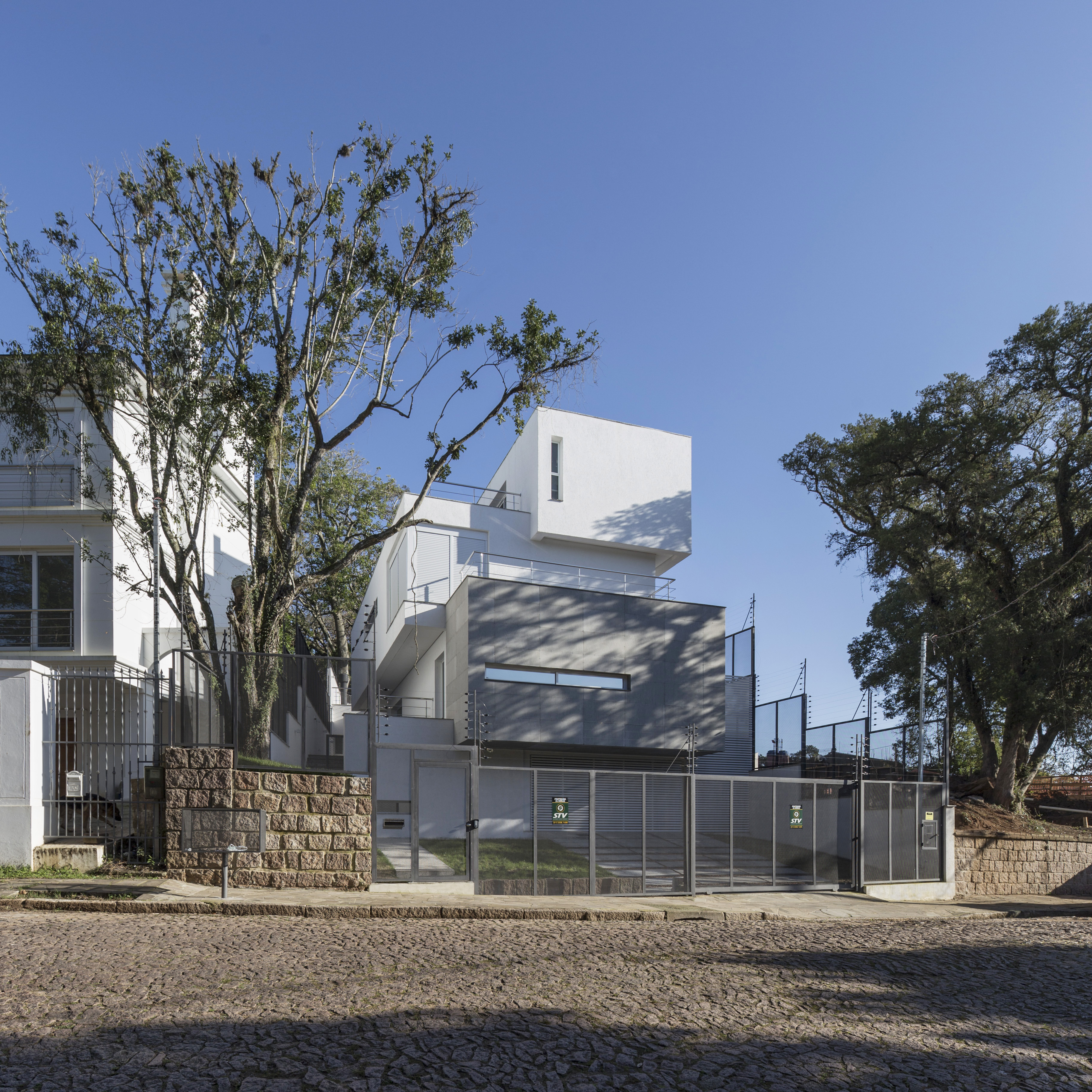 创意无限的巴西多彩家庭住宅-1