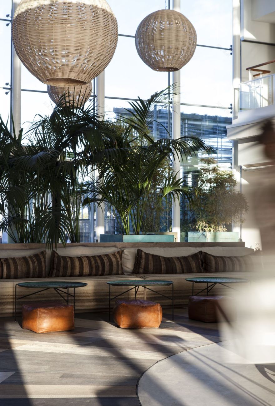 巴塞罗那 Desigual 总部室内设计-8