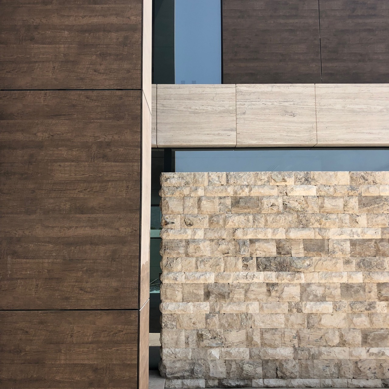 阿联酋乌姆阿尔谢夫山地现代豪华别墅设计-1