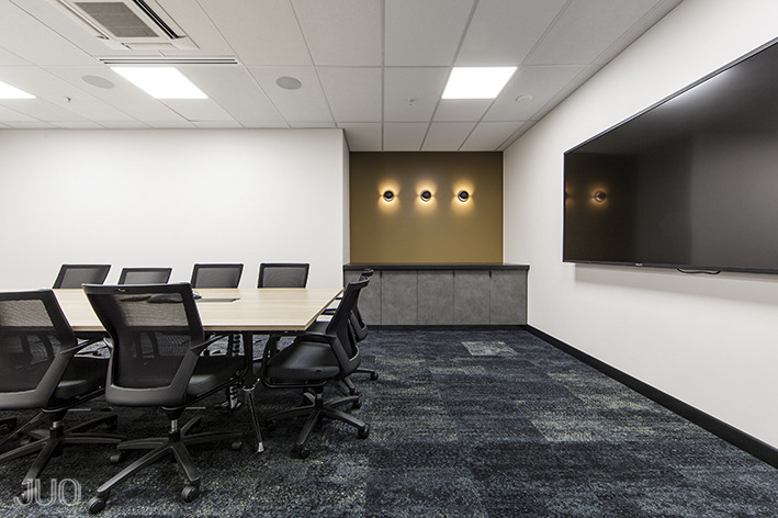 新 mont 矿业公司现代办公室设计,展现历史与发展的故事-21