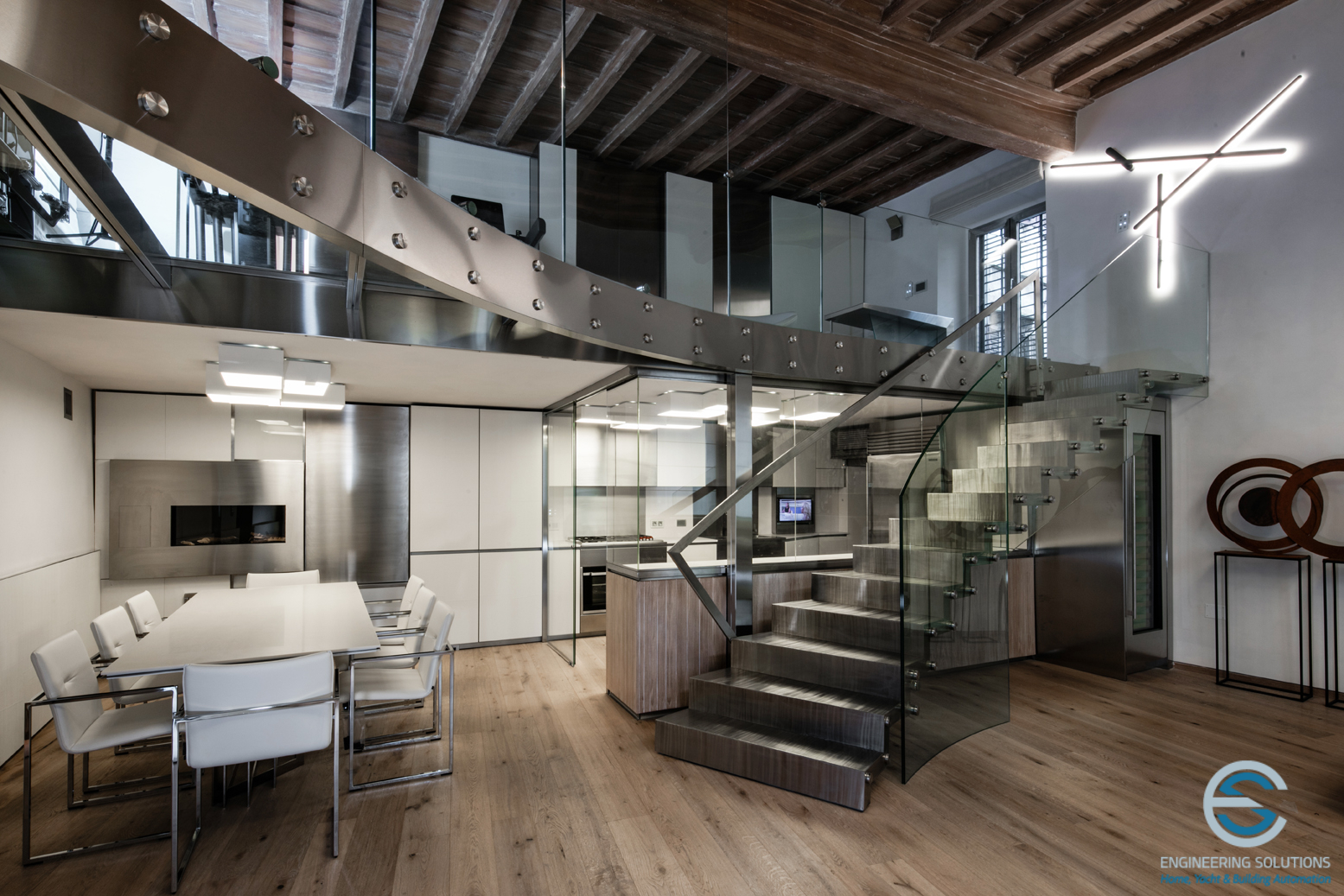 罗马历史建筑中的现代科技家居-15