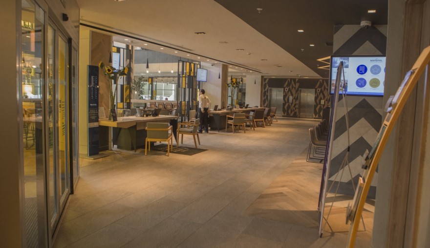 重塑酒店空间 | Novotel Valle Monterrey 酒店的现代设计-15