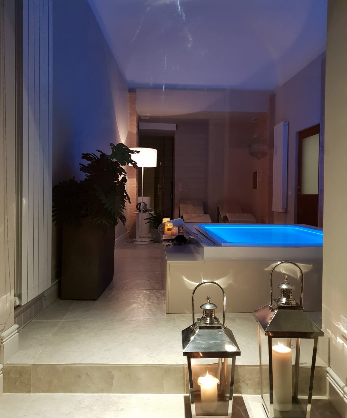 隐形水疗泳池-9