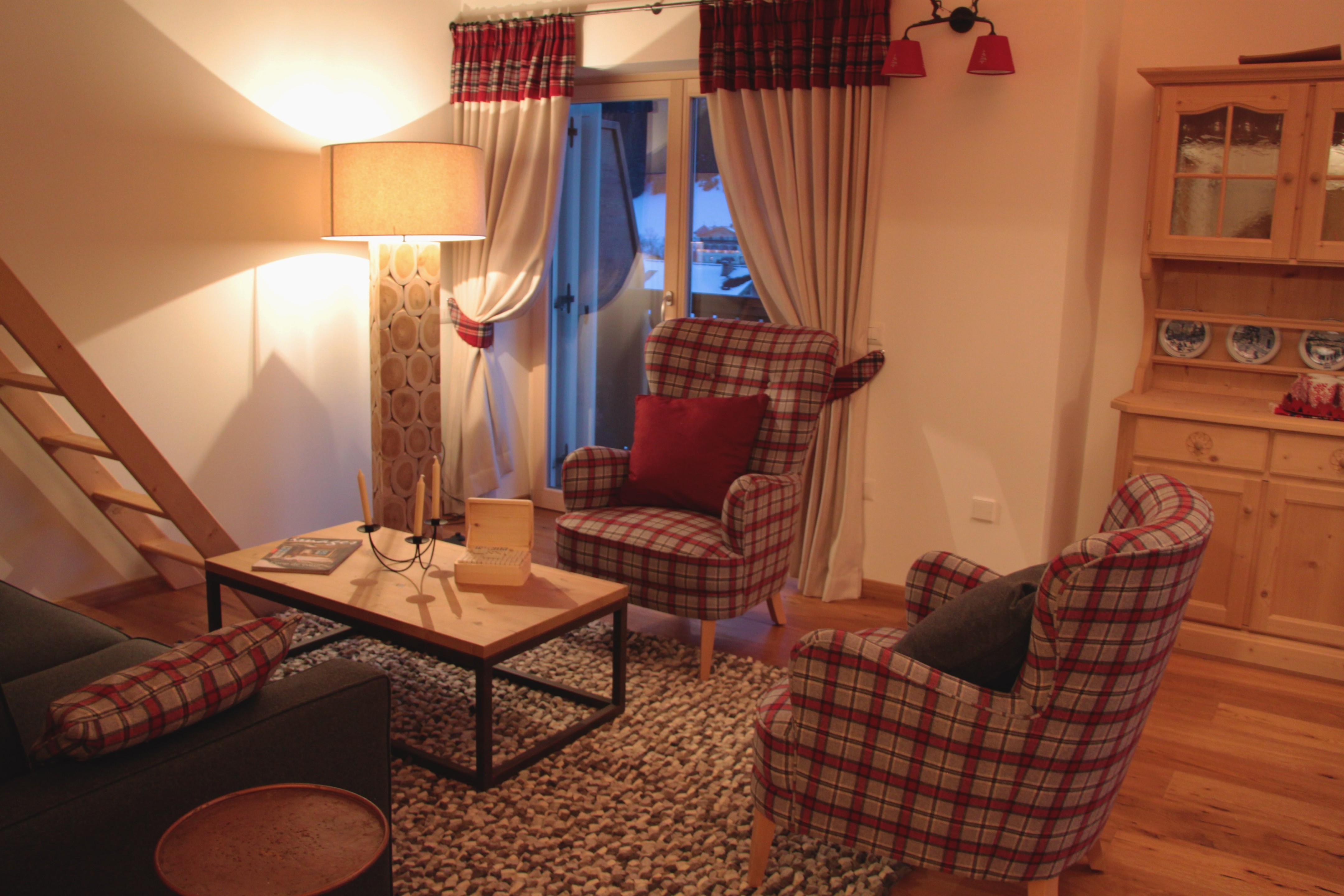 高山之居 · 奥尔蒂塞复古木屋的重生-1