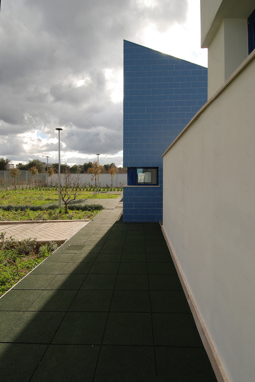 漂浮在城乡边界的幼儿园-31