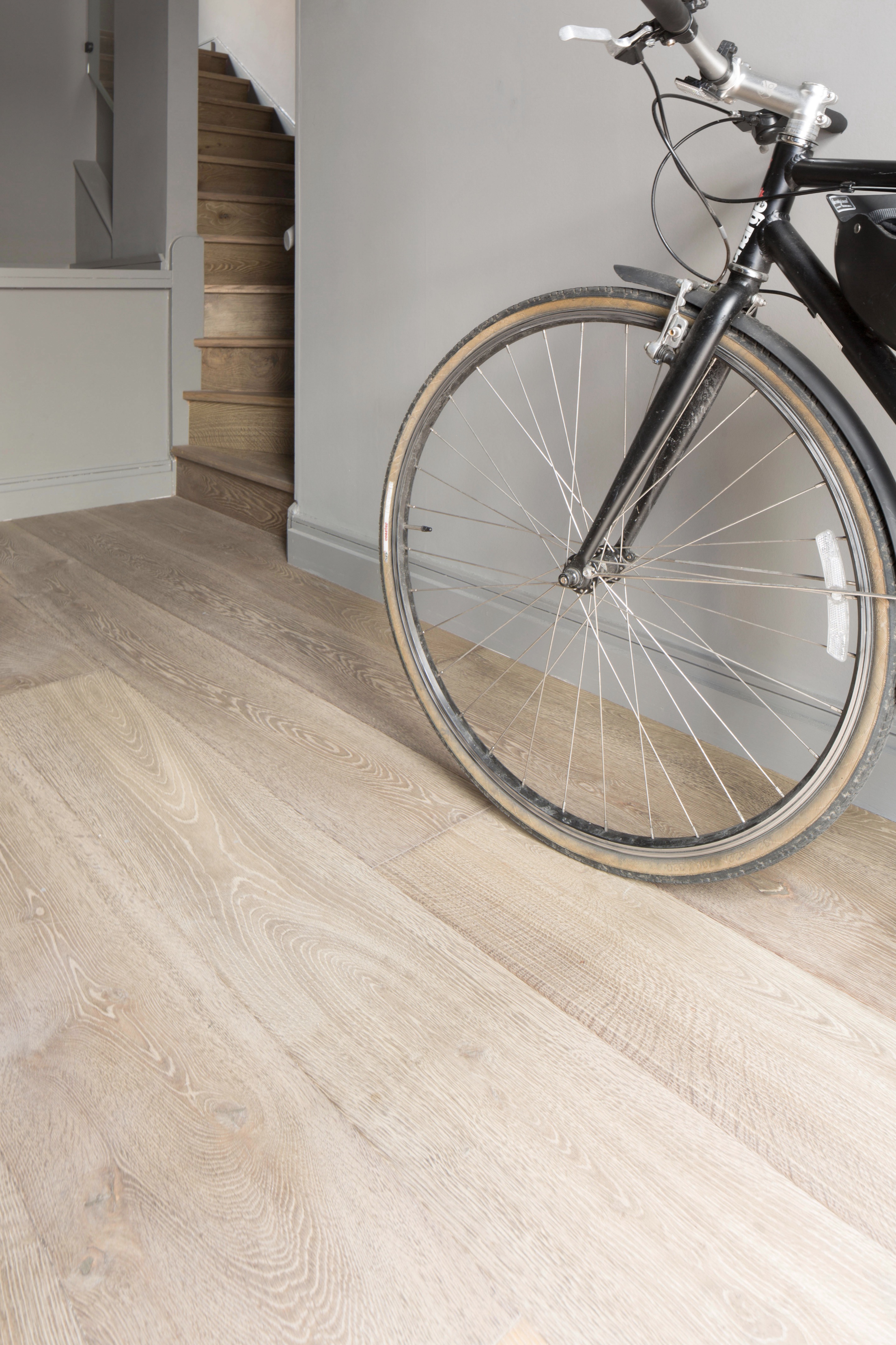 2017 年伦敦 Soho 区 Tenthree 公司办公室设计-9