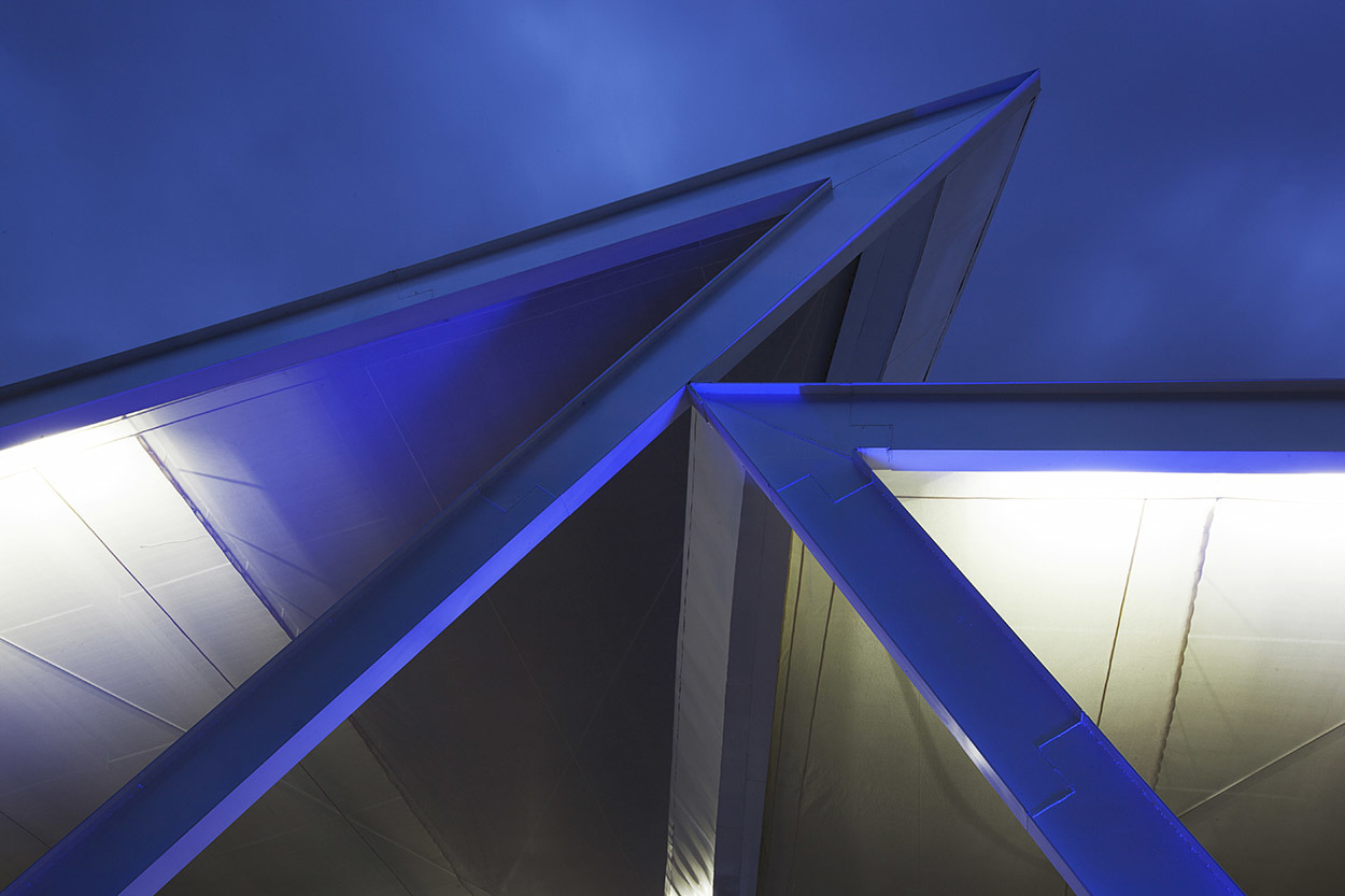 墨西哥瓦拉多利德中学室内设计-43