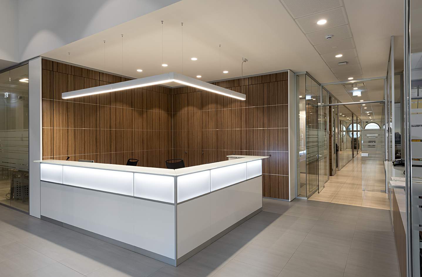 重塑办公空间典范 · 米兰某办公楼翻新-5